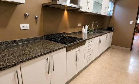 CASA EN ALQUILER planta alta Balcarce al 800 BARRIO NORTE