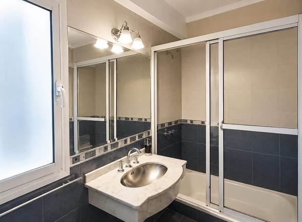 CASA EN ALQUILER planta alta Balcarce al 800 BARRIO NORTE