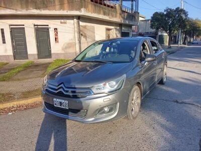 Citroën c4 lounge exclusive año 2015