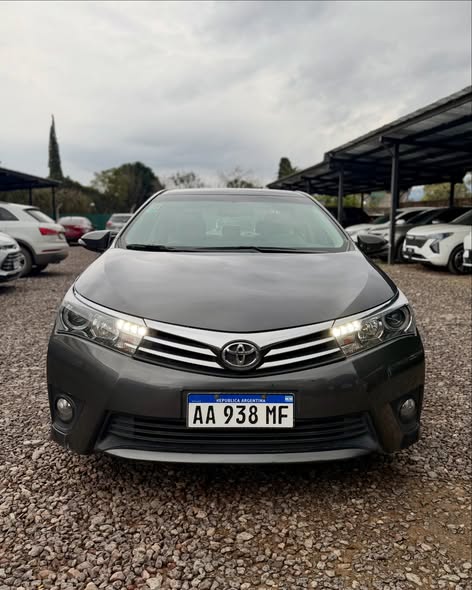 Toyota Corolla XEI Pack (cuero) 2017