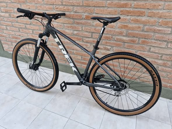 Bicicleta r29 trek marlin