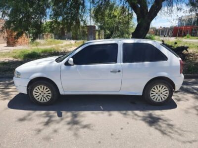 VENDO VOLKSWAGEN GOL