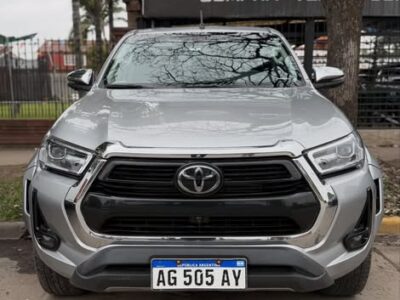 Toyota Hilux Srx (automática) 2024