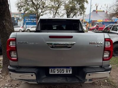 Toyota Hilux Srx (automática) 2024