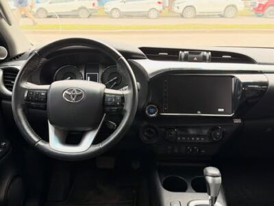 Toyota Hilux Srx (automática) 2024