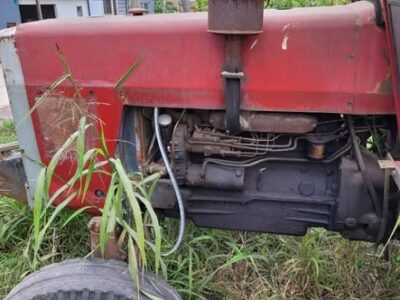 Tractor massey 1175 sin funcionar