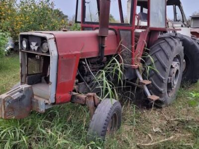 Tractor massey 1175 sin funcionar