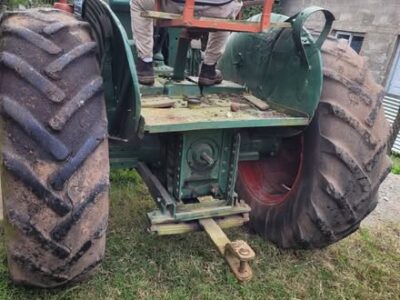 TRACTOR DEUTZ A70 SIN FUNCIÓNAR