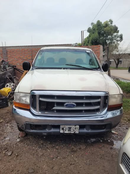 Vendo ford f100 año 2000