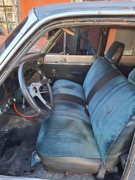 Vendo ford falcon modelo 78