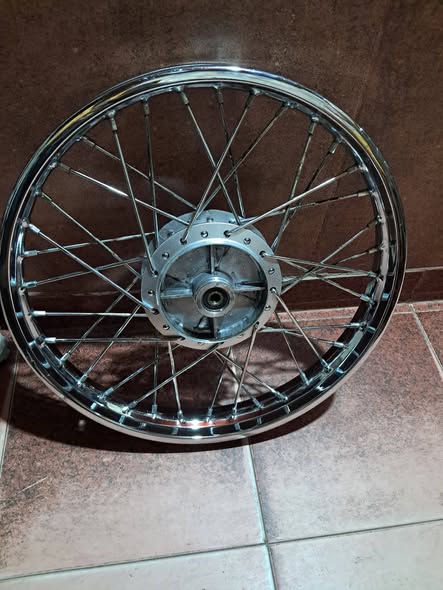 Vendo llanta 17