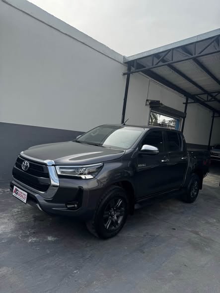 HILUX SRV 2022 AT