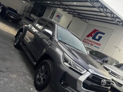 HILUX SRV 2022 AT