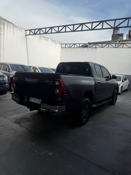 HILUX SRV 2022 AT