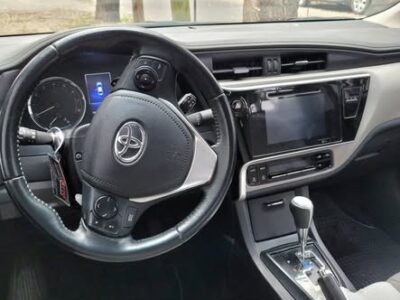 Toyota Corolla EXI CVT, Pack cuero 1.8