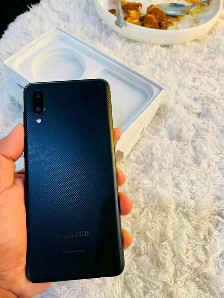 SAMSUNG GALAXY A02