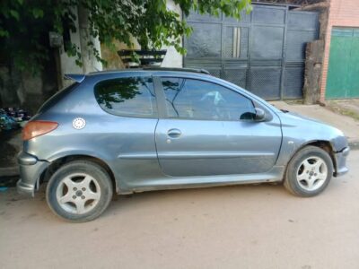 Vendo Peugeot 206 modelo 2007