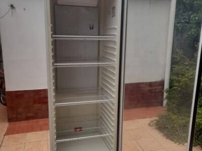 Heladera vertical inelro 470lts
