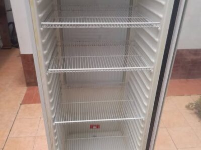 Heladera vertical inelro 470lts