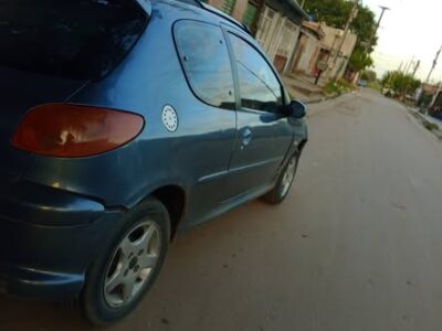 Vendo Peugeot 206 modelo 2007