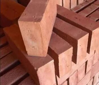 LADRILLOS DE PRIMERA PUESTOS EN OBRA