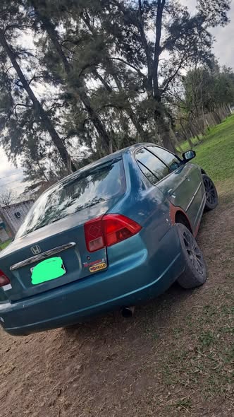 vendo permuto Honda Civic LXS año 2002