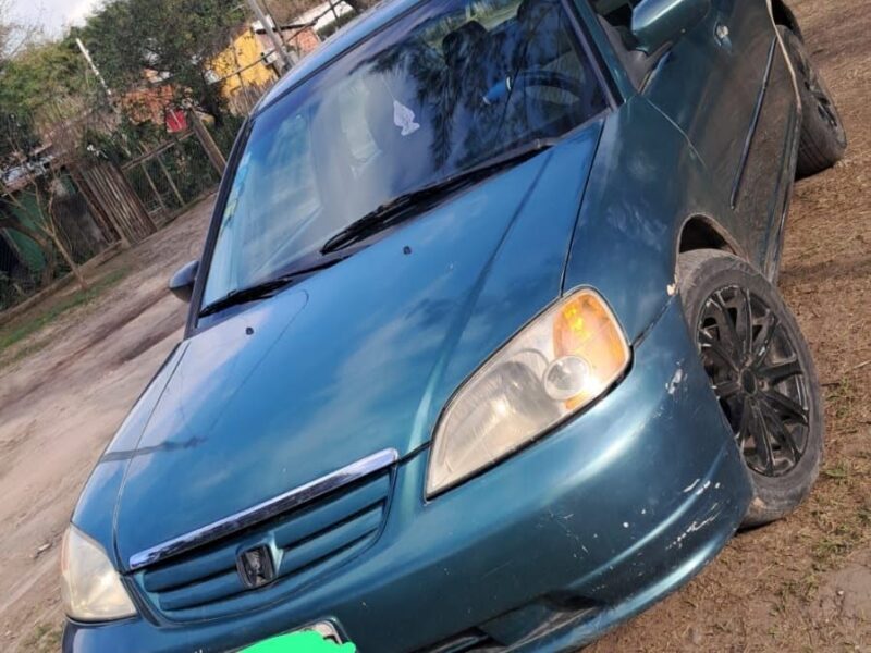 vendo permuto Honda Civic LXS año 2002