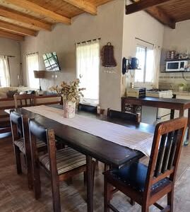 ALQUILO CASA EN EL MOLLAR TEMPORADA VERANO 2027