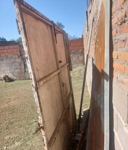 Portón 1.76 x 2.05