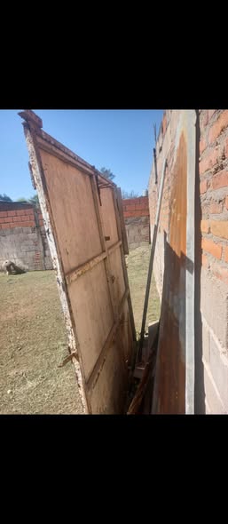Portón 1.76 x 2.05