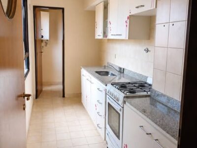 AMPLIO DEPARTAMENTO DE 1 DORMITORIO EN ALQUILER