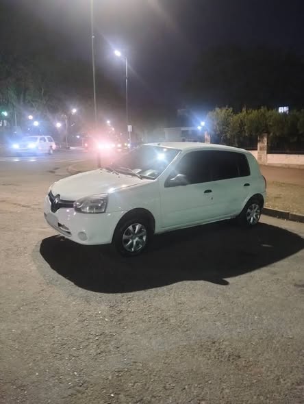 Clio Mio 1.2 2015 5 ptas.