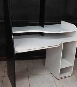 Vendo escritorio para pc