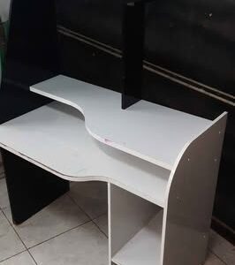 Vendo escritorio para pc