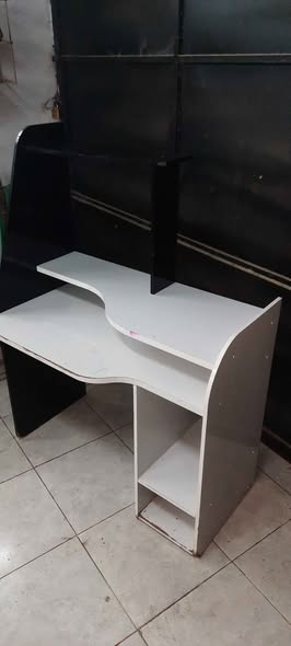 Vendo escritorio para pc