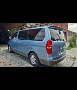 Vendo o permuto combi Hyundai h1 2011