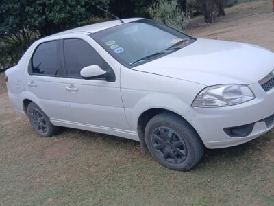 Fiat siena 2016