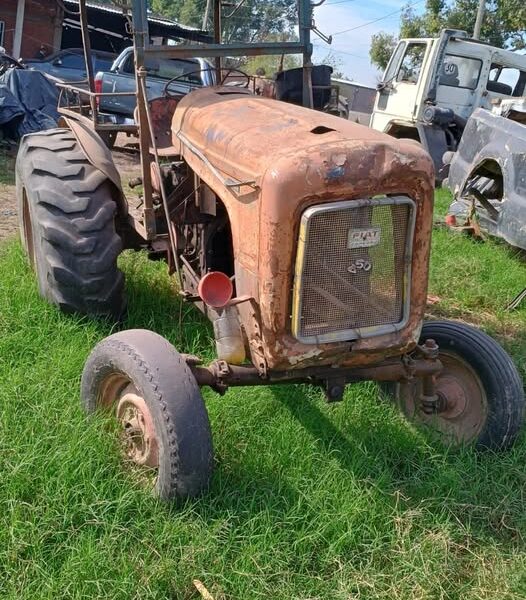 Tractor fiat 450