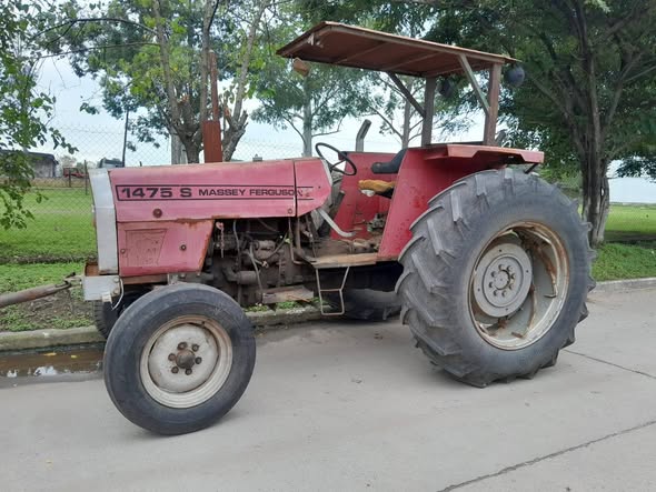 Tractor massey 1475 1996 motor a reparar