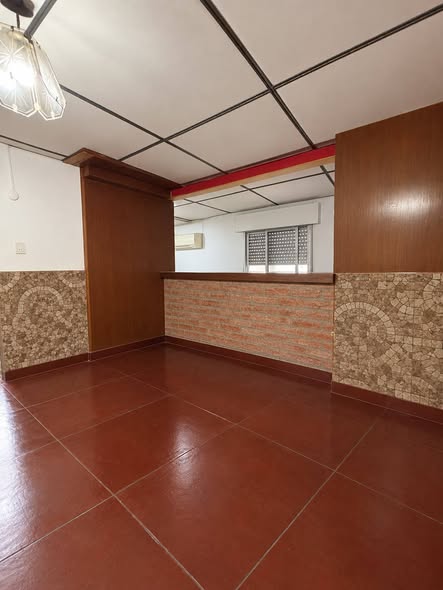 Hermosa y amplia CASA A LA VENTA AV. REPUBLICA DEL LIBANO 1863.